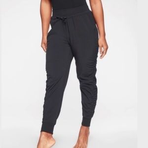 Athleta Attitude Pant Black 4